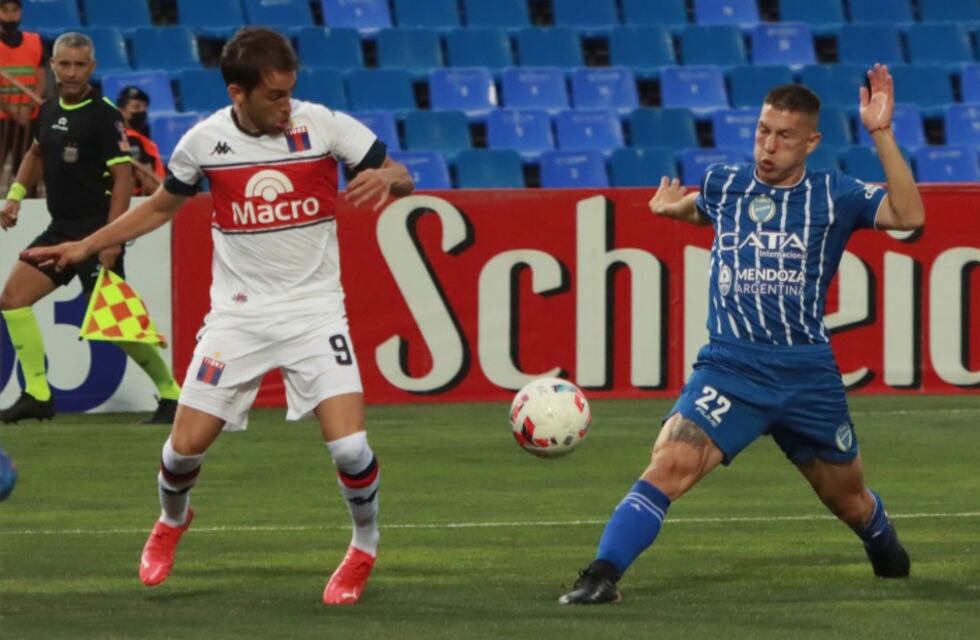Godoy Cruz empató sobre el final del partido cuando Tigre festejaba el triunfo