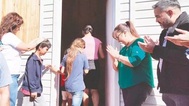 Puerto Iguazú: menores en situación de vulnerabilidad recibieron una casa.