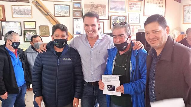 Veteranos de la Guerra de Malvinas y familiares recibieron la Tarjeta +U
