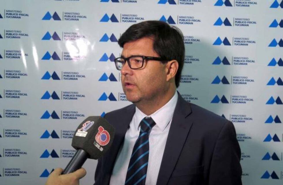 El ministro Agüero Gamboa habló sobre el grupo de personas que ingresó a un supermercado a pedir alimentos