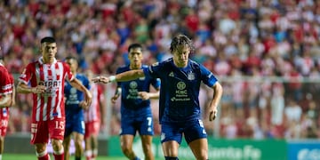 Matías Galarza Fonda fue una de las figuras de Talleres en el primer tiempo contra Unión en Santa Fe