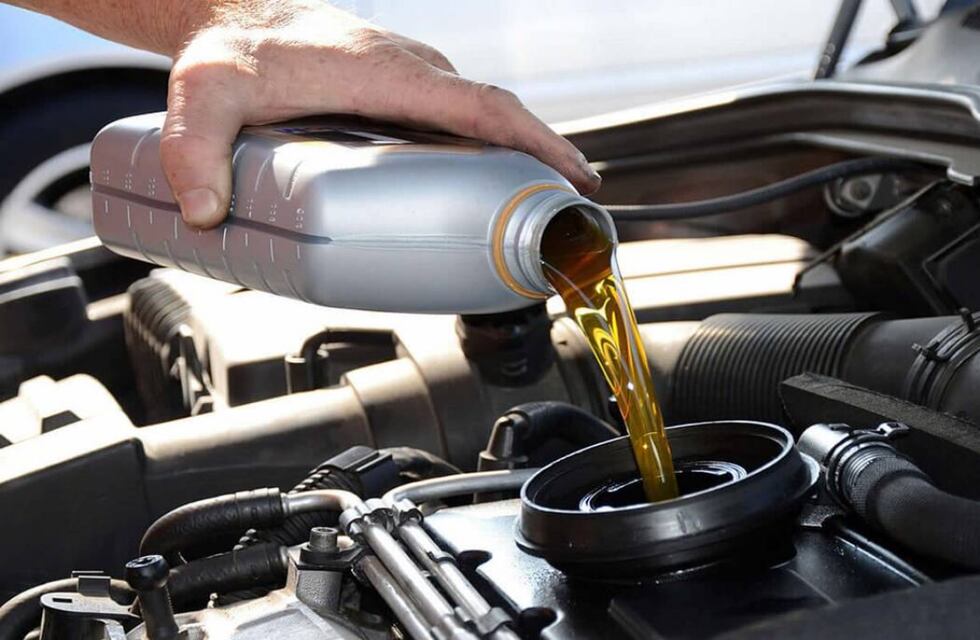 Un hombre demandó a un taller mecánico porque no le cambiaron el aceite y su auto se fundió