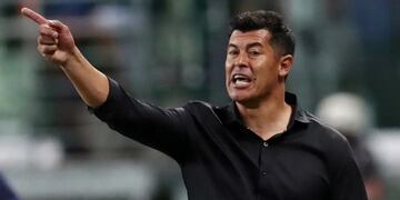 Jorge Almirón, a sus 51 años, está a un paso de su oficialización con el club de la Ribera.