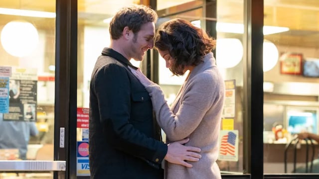 La película romántica sugerida es estadounidense.