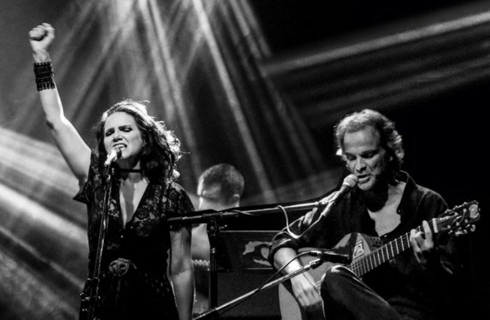 Acho Estol: "Gardel está a la altura de los Beatles"