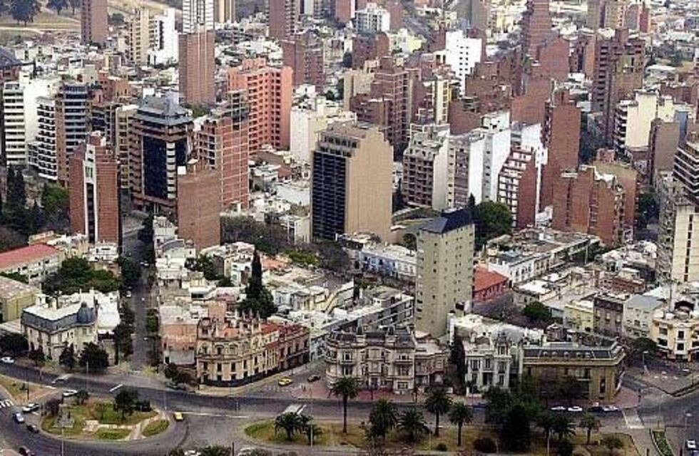 Particular "propuesta" de un vecino en Nueva Córdoba para poder dormir