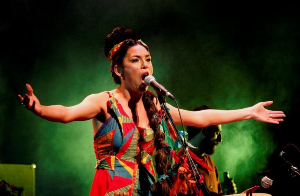 Charo Bogarín cierra su gira en Formosa, presentando El Legado