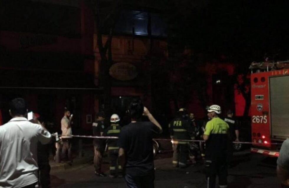 Al menos tres heridos por el derrumbe de un cielo raso en un restaurante de Palermo
