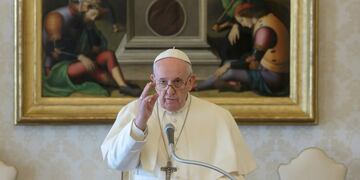 Pope Francis delivers the weekly Angelus prayer via video at the Vatican, March 15, 2020\u002E Vatican Media/Handout via REUTERS ATTENTION EDITORS - THIS IMAGE WAS PROVIDED BY A THIRD PARTY\u002E