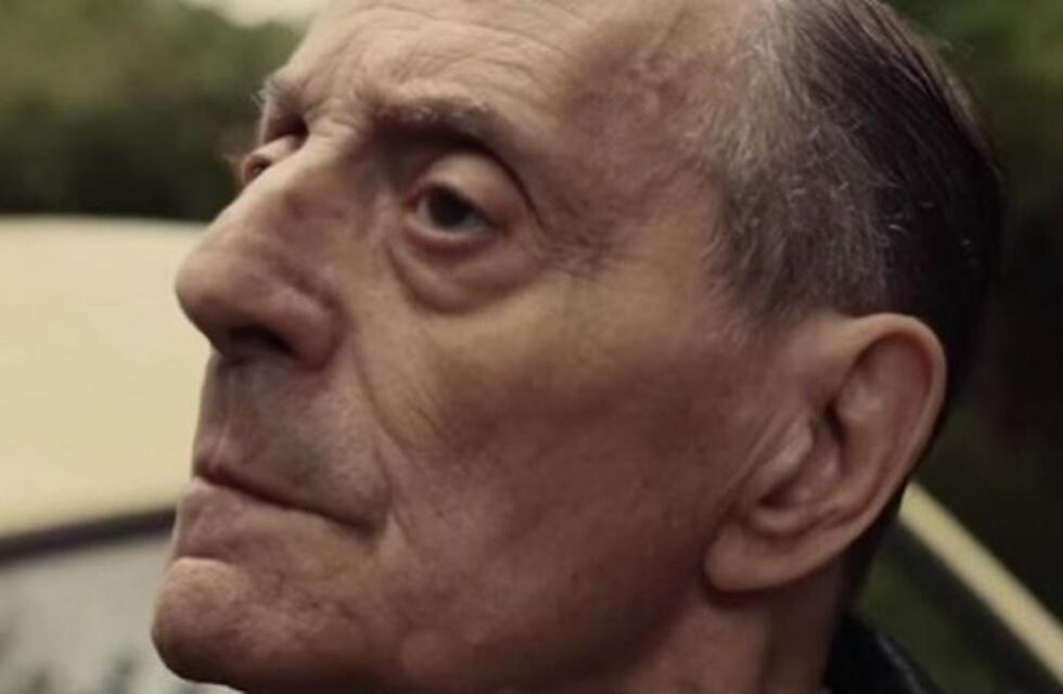 Tristán, envuelto en un confuso episodio al amotinarse en su departamento de Recoleta