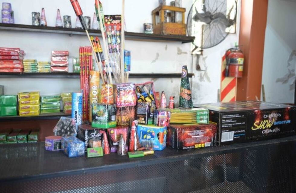 Comerciantes esperan una respuesta sobre la habilitación para vender pirotecnia