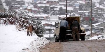 Piden precaución a los pobladores de Bariloche por las intensas nevadas