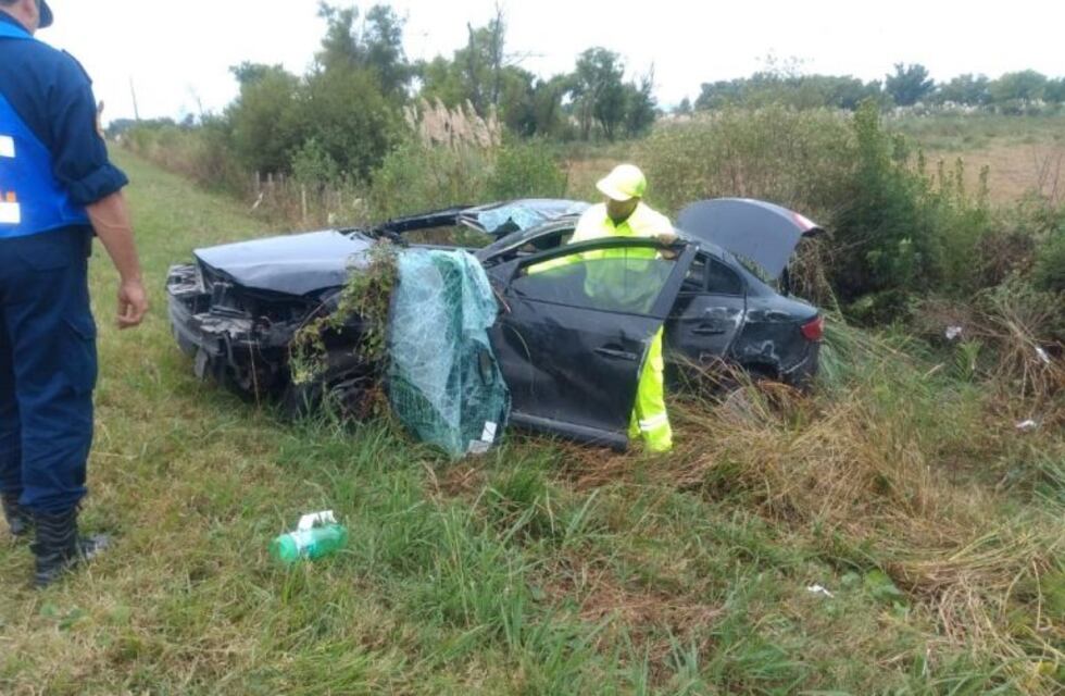 Despiste y vuelco en Ruta Nacional 12