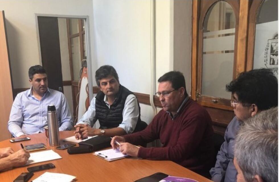 Se coordinan actividades para el operativo de limpieza de playas  luego de la Corvina Negra