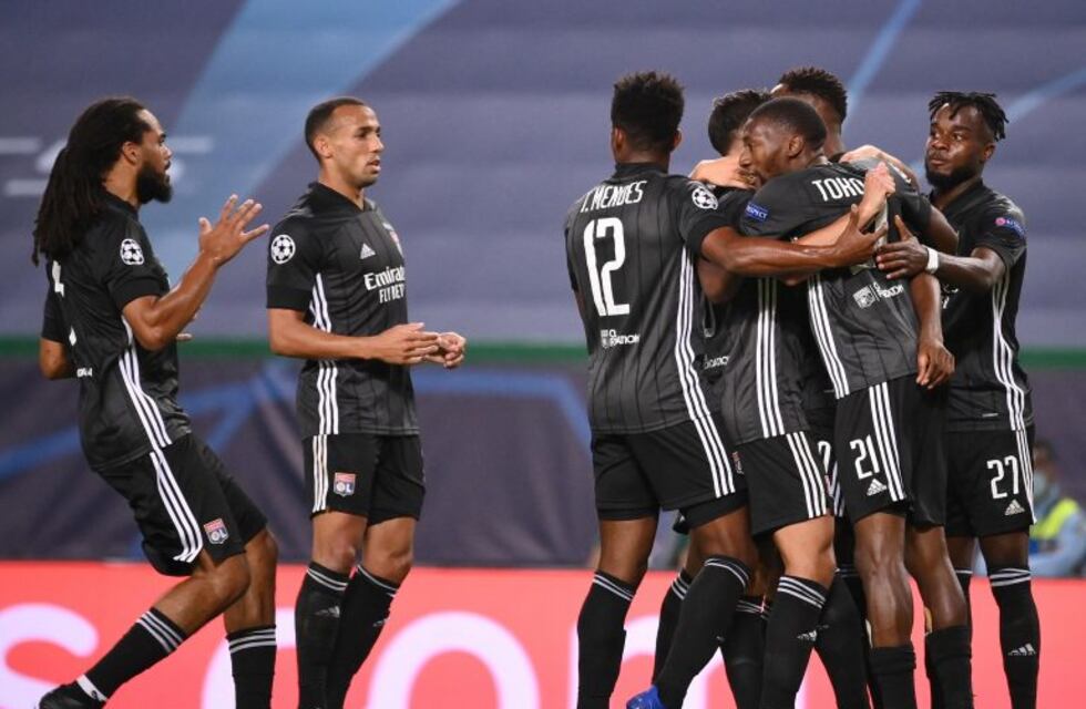El Olympique de Lyon dio el batacazo y dejó afuera al Manchester City de la Champions