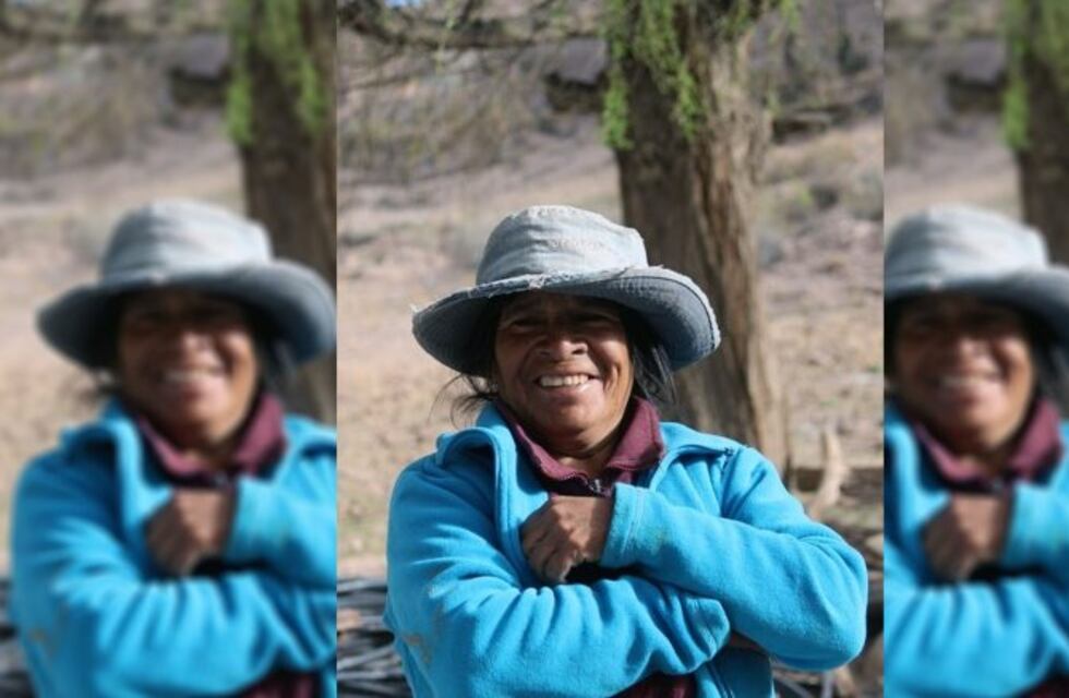 Anita, madre de cuatro hijos, pastora y artesana de Alfarcito