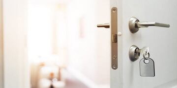 Denunció que su amiga le vendió la casa\u002E