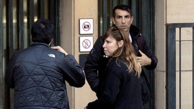 DYN02, BUENOS AIRES, 07/07/2016, LUCIANA BAEZ EN LOS TRIBUNALES DE COMODORO PY. FOTO:DYN/ALBERTO RAGGIO. buenos aires Luciana Baez la ruta del dinero k investigacion hija empresario k  tribunales comodoro py salida de tribunales