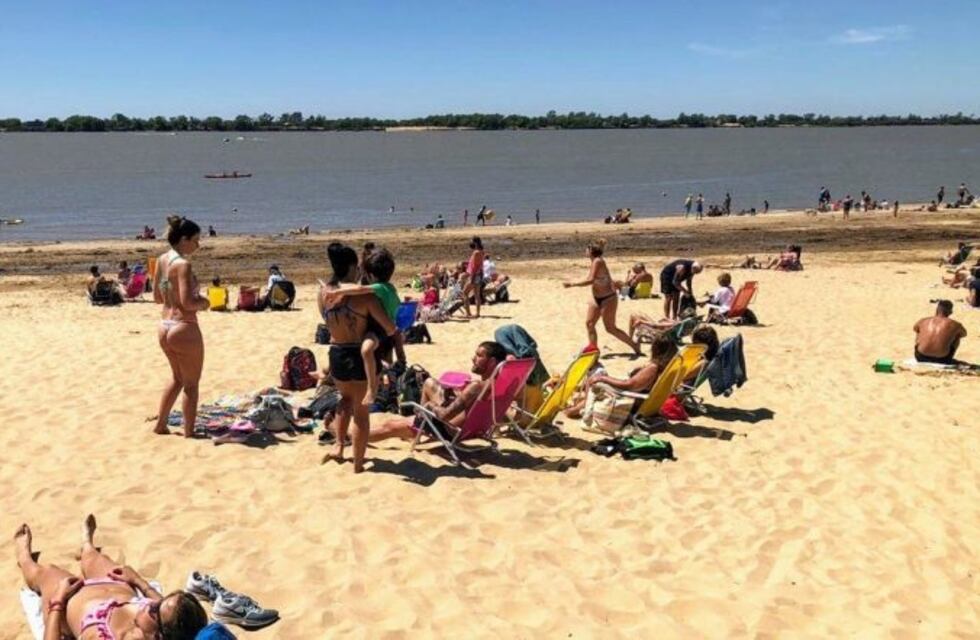 "Distancia y barbijo tiene que haber", pidió Javkin tras desalojo de playas