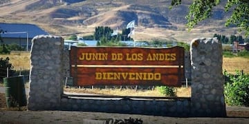 Reunión clandestina en un boliche de Junín de los Andes