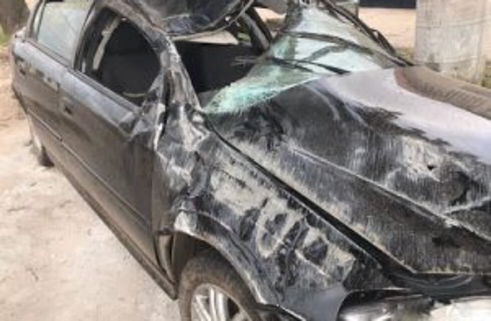 Murió un joven en un vuelco en Monte Buey