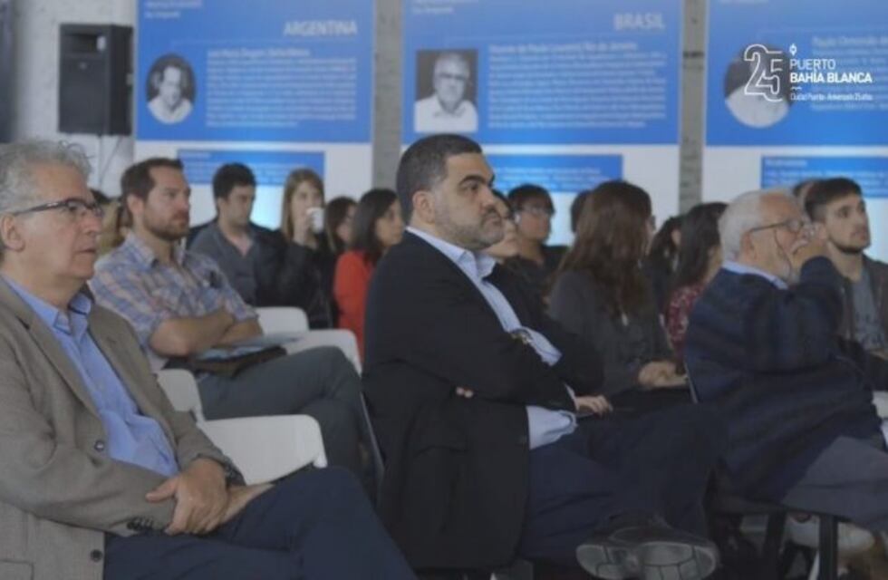 Impulsan la creación de un clúster alimentario en el puerto bahiense