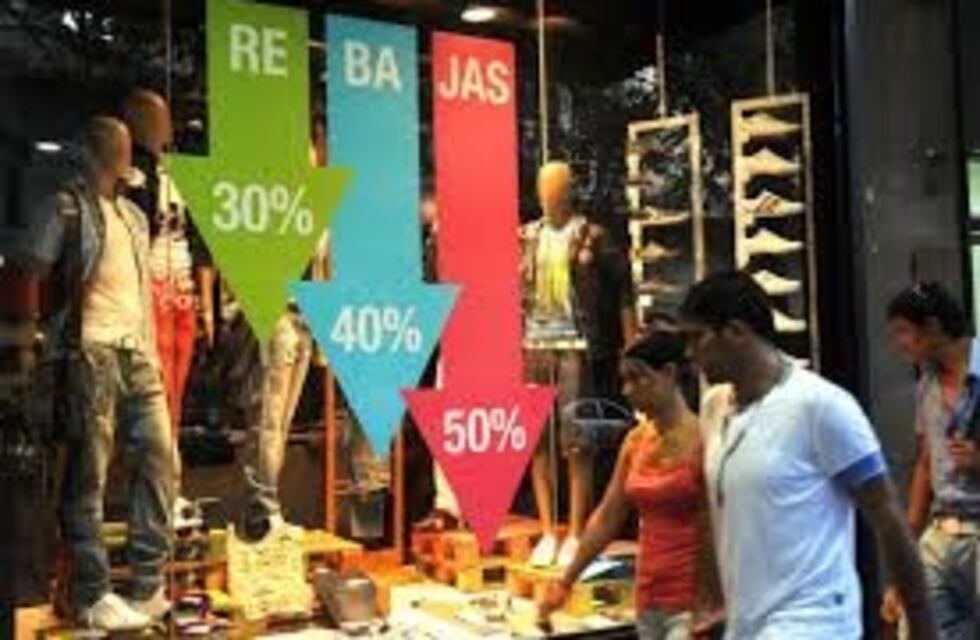 En marzo las ventas minoristas se desplomaron un 11%