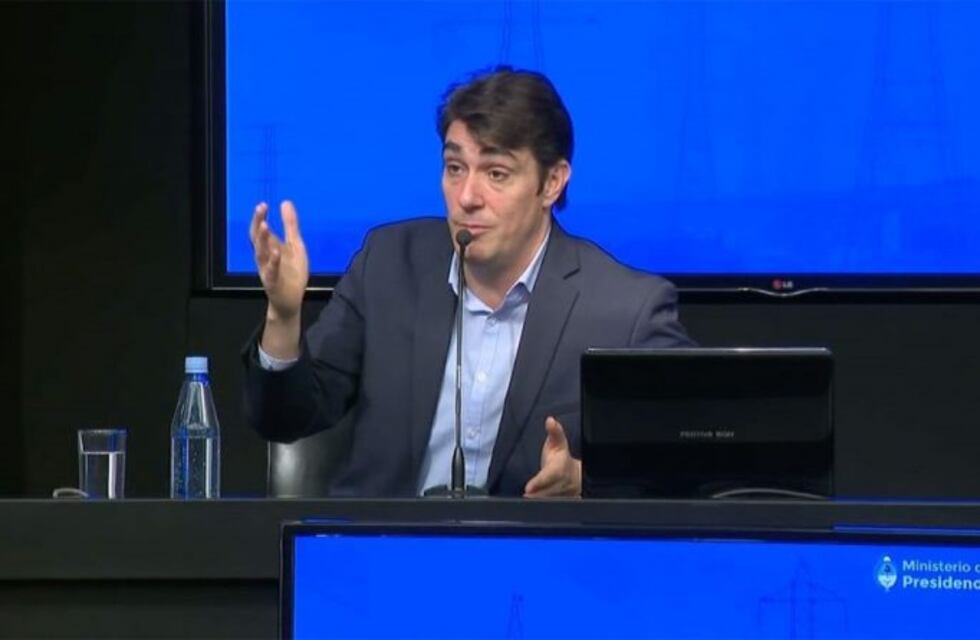 Iguacel responsabilizó a la EPE por tener una tarifa cuatro veces mayor a la porteña