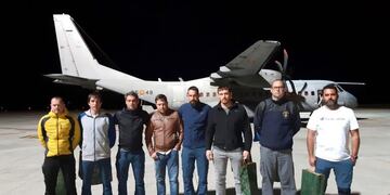 Los ocho integrantes de la Brigada de Salvamento Minero que han participado en el rescate del pequeño Julen