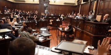 Senadores y diputados de Mendoza tendrán un jugoso monto para gastar en forma extra durante el año\u002E