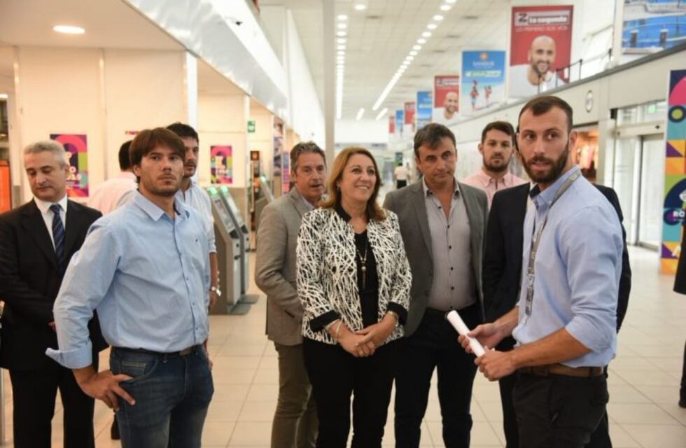 Fein elogió los colectivos de Rosario tras las críticas por la frecuencia