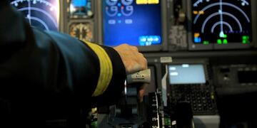 La Universidad Nacional de Córdoba colaborará en la capacitación de pilotos de aviones