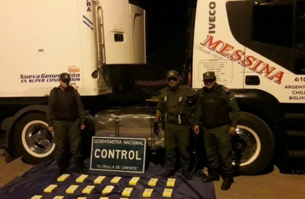 Camión cargado con choclos traía droga a Mendoza