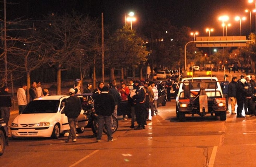 Operativo por picadas ilegales en La Florida terminó con secuestro de armas y drogas