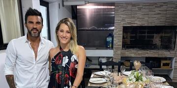 Fabián Cubero llevó a sus hijas al debut teatral de Mica Viciconte