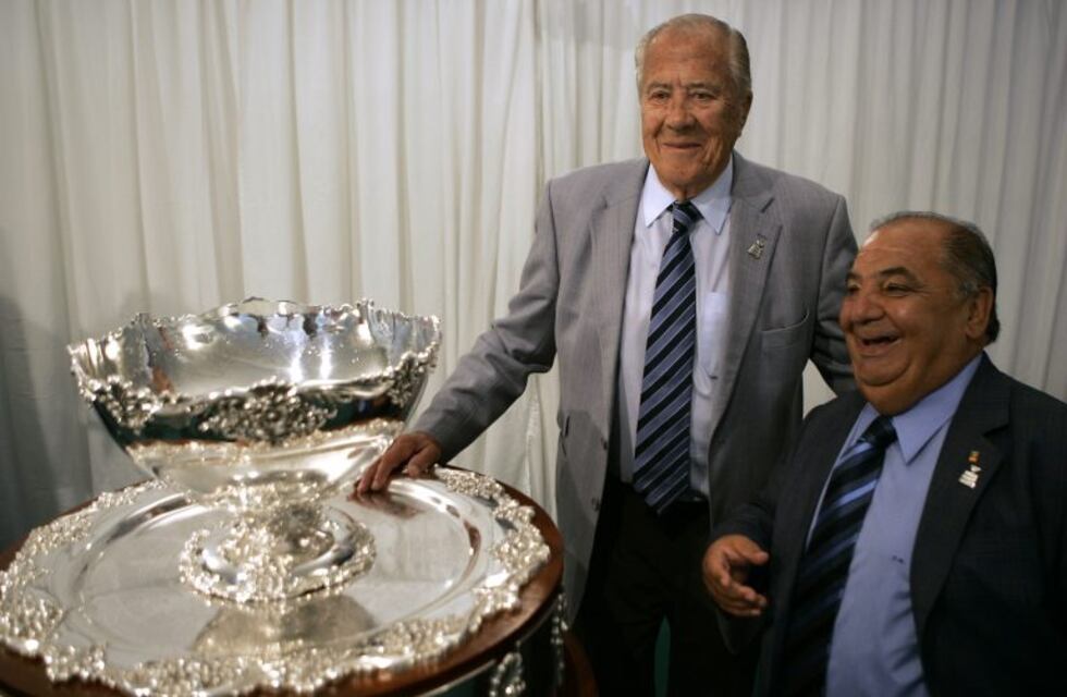 Falleció Enrique Morea, uno de los símbolos del tenis argentino