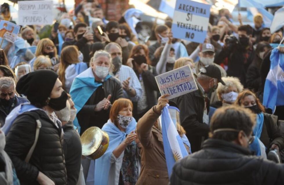 La marcha del 27A frente al Congreso, sin la masividad que prometía