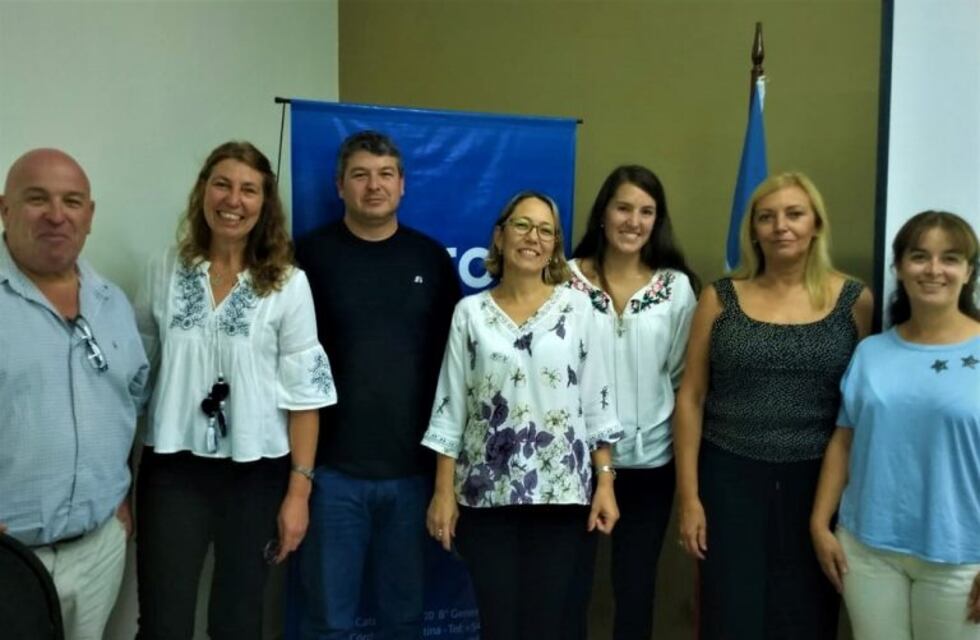 El Centro de Comercio brindó con la prensa