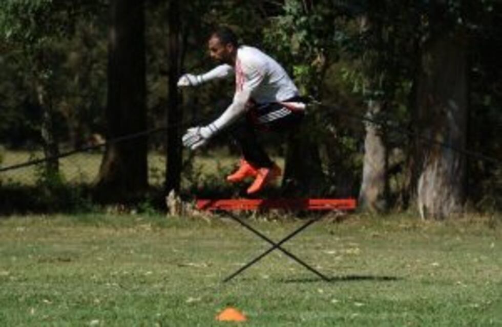 Pocrnjic: "Estoy muy contento de seguir en Newell's"