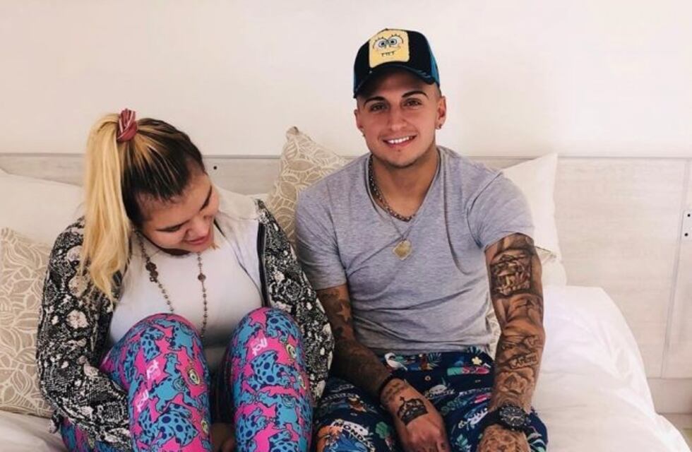 Enrique Sánchez escrachó a Morena Rial con una foto desde la cama: "Así todo el día"
