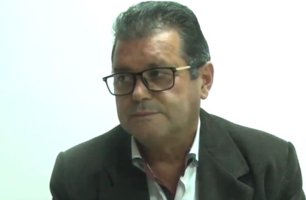 El ex intendente de San Vicente se presentó ante la justicia por las denuncias de estafa