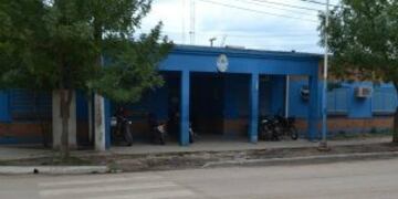 García se entrego ayer por la tarde en la Comisaría Primera de Fontana\u002E