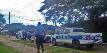 Pelea en el barrio A 3-2 por bolsas de mercaderías y planillas de asistencia social
