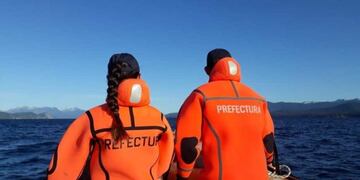 Hallaron muerto al turista inglés que había desaparecido en el lago Nahuel Huapi