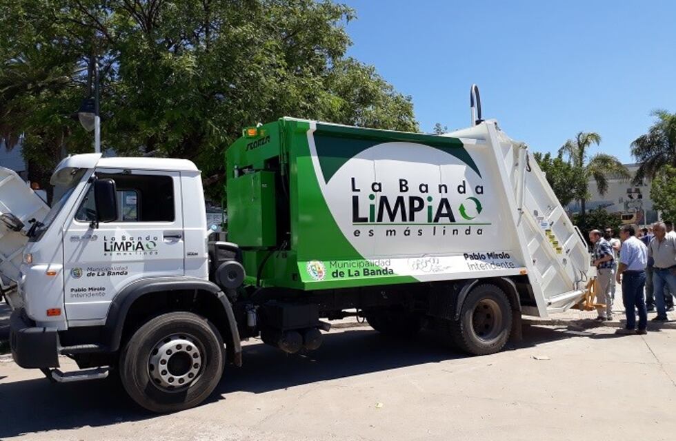 La Banda: Encañonaron al chofer de un camión recolector de residuos