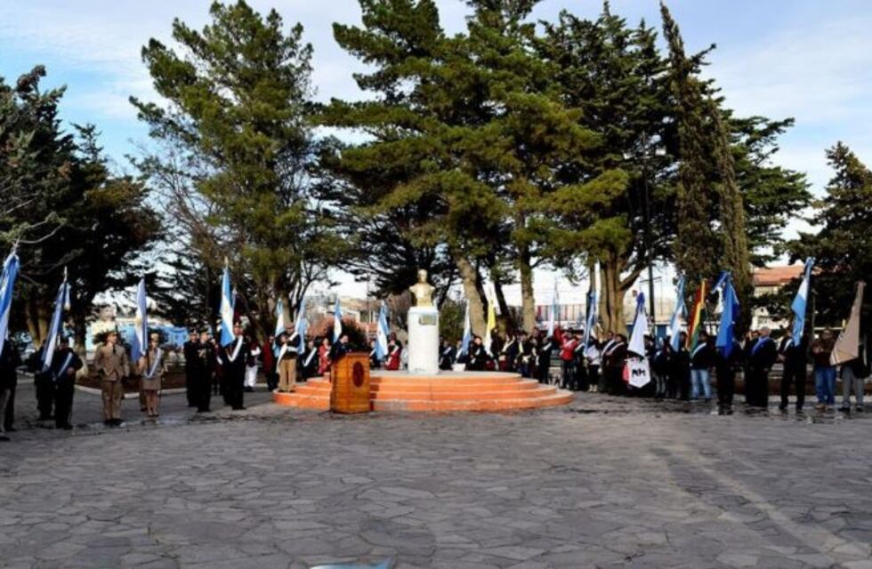 El Intendente Facundo Prades presidió los actos en homenaje al General Belgrano