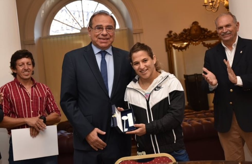 Paula Pareto fue reconocida en Corrientes