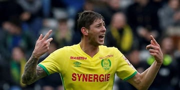 REUTERS/Stephane Mahe/File Photo