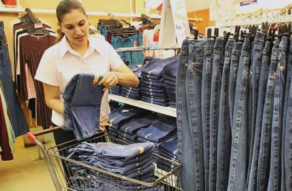 Se extendió el horario de atención comercial en Oberá