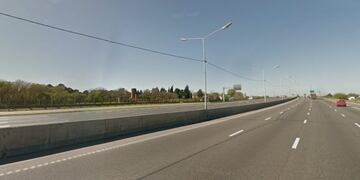 Avenida Circunvalación entre 27 de Febrero y Rivarola\u002E (Google Street View)